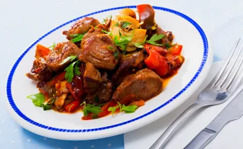 Hoe je thuis heerlijk vlees kunt bereiden: voor de zondagse familielunch en voor de hele werkweek