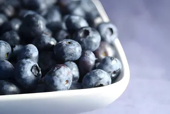 Hoe verwijder je blauwevlekken? Oma's tijdloze trucjes werken zelfs bij oude vervuiling