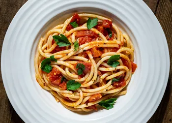 Pomodoro pasta - een Italiaanse klassieker voor elke dag